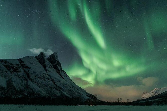 "a journey in search of the Northern Lights" | Photography - What’s Included and Whats Not?