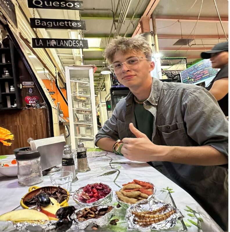 A journey of flavors and history with a chef in the historic center - Who will this tour suit?