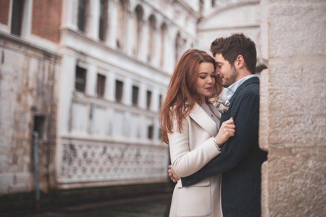 A must have City Portrait Session - A must-have City Portrait Session in Venice: An Insider’s Perspective