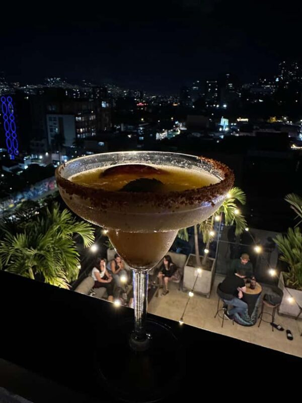 A night in Medellín: food tour and bars in El Poblado! - FAQ