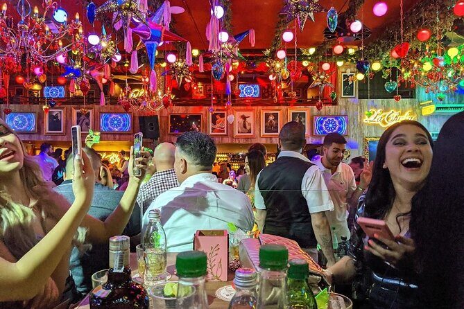 A Night Out in Medellin with Dinner and Drinks Included - The Experience in Detail