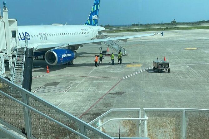 A "Private" Airport Transfer to Grand & Luxury Bahia Principe - A Closer Look at the Private Transfer Experience