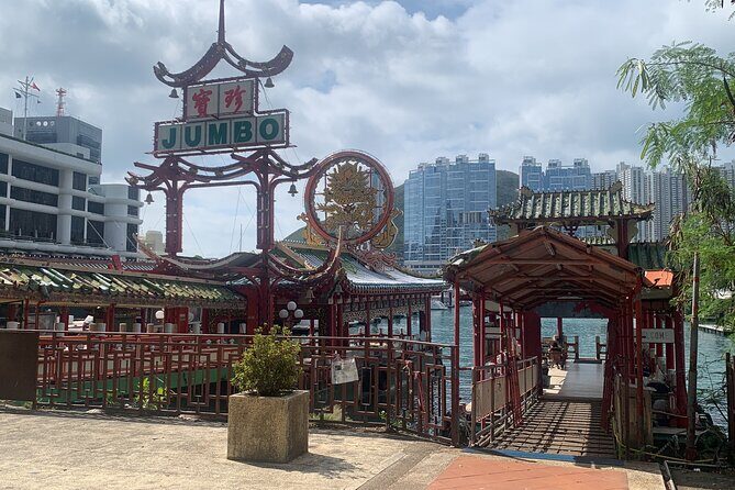 A Private City Tour of Hong Kong with Mercedes-Benz - Who Should Consider This Tour?