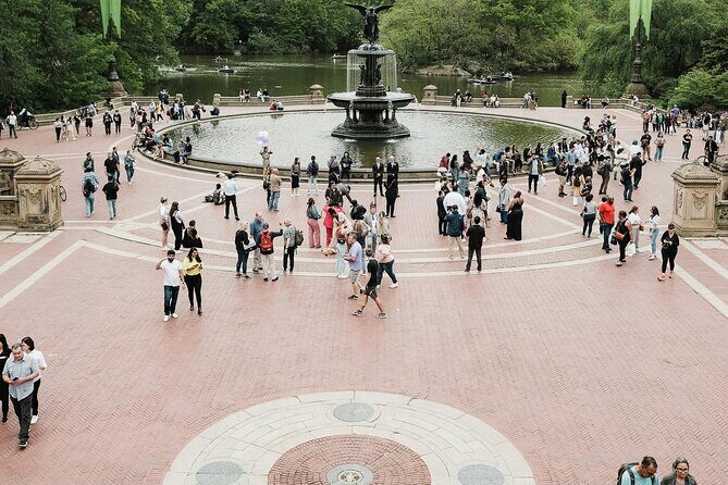 A Scenic Walking in Tour Central Park - A Detailed Look at the Central Park Walking Tour
