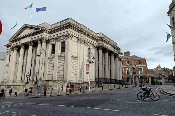 A Self-Guided Audio Tour of Dublin's Temple Bar - Exploring Dublin’s Temple Bar with a Self-Guided Audio Tour