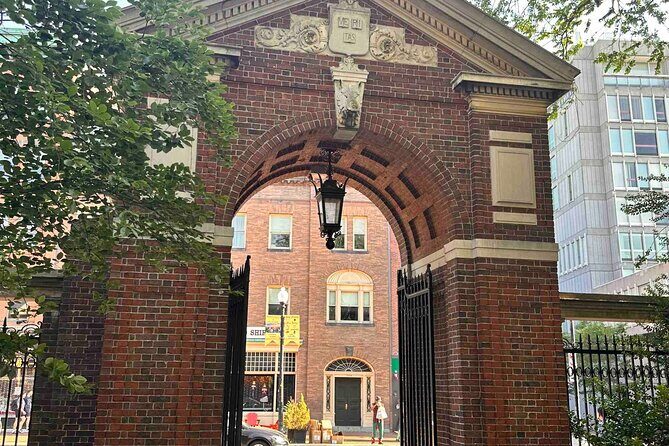 A Self-Guided Harvard University Walking Tour - FAQ