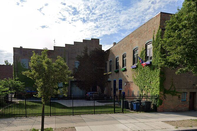 A Self-Guided Tour of Toledo's Warehouse District Architecture - Who Will Love This Tour?