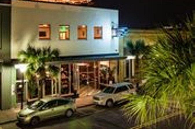 A Spectacular Bar Hunt: Charleston Chase - FAQ