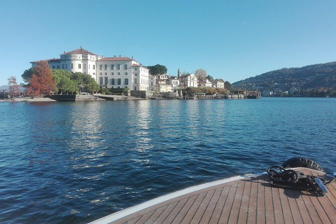 A unique private boat tour of isola Bella with guide Micaela - A private boat tour of Isola Bella with guide Micaela: a detailed review