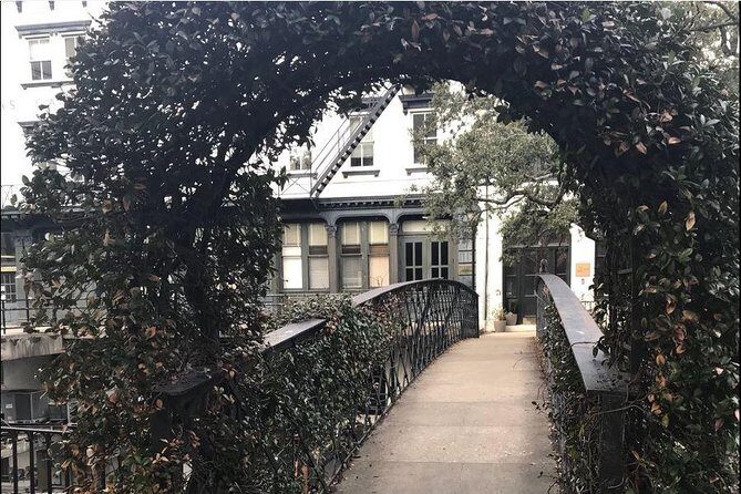 A Walk Through The Book "Midnight in the Garden of Good and Evil" - Frequently Asked Questions