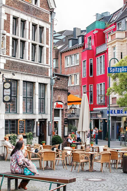 Aachen: Express Walk with a Local in 60 minutes - Thorough Breakdown of the Itinerary
