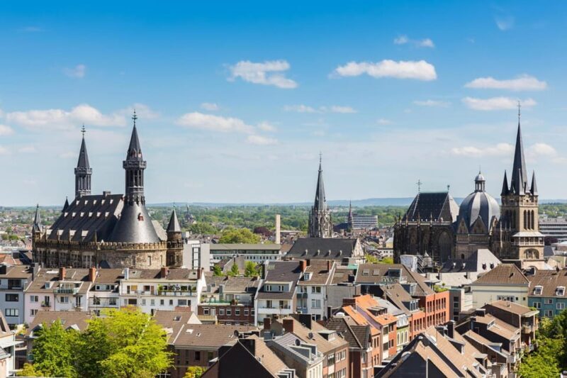 Aachen: Express Walk with a Local in 60 minutes - What Reviewers Say: Authentic, Engaging, and Sometimes Less So