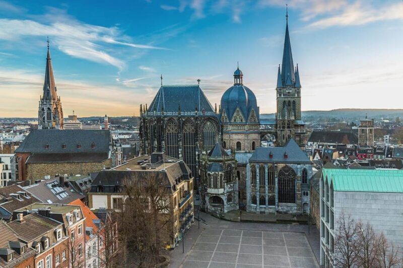 Aachen: Express Walk with a Local in 60 minutes - The Sum Up
