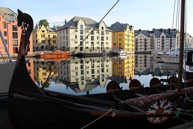 Aalesund Highlights +Alnes the most beautiful island 4H Excursion - The Charm of Ålesund: City Highlights and History