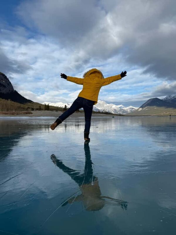 Abraham IceBubble, Peyto, Bow Lake with Snowshoeing& Icewalk - An In-Depth Look at the Abraham IceBubble, Peyto, Bow Lake Tour