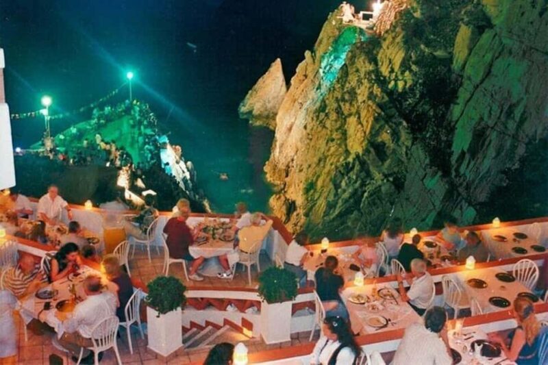 -Acapulco: Cliff Divers Experience w/ Al Pastor Tacos Dinner - FAQs