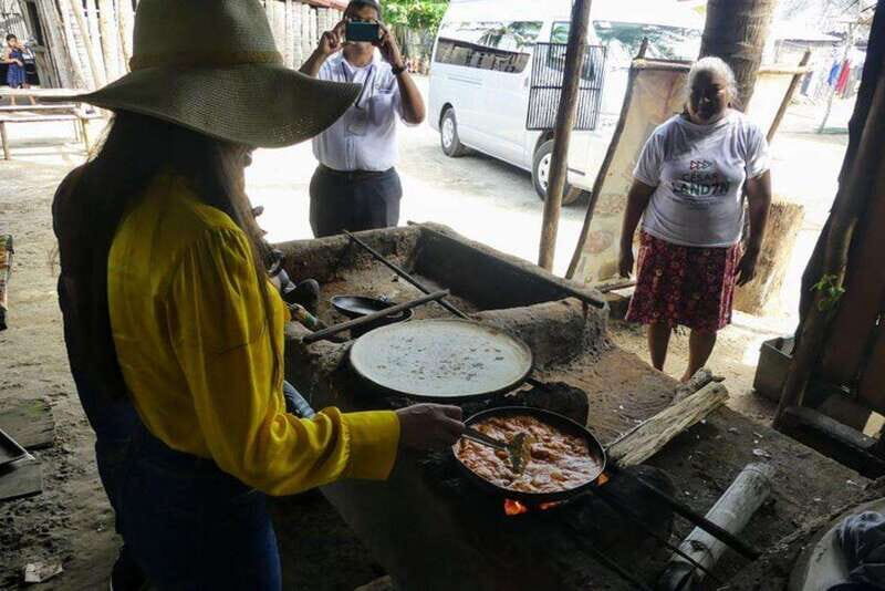 -Acapulco: Cooking Class Lagoon Boat Ride & Lunch Experience - Value and Practicalities: Is It Worth It?