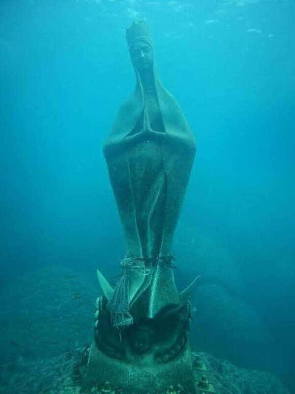 Acapulco: Crystal Bottom Boat Tour to La Roqueta Island - The Experience: What to Expect and Why It Matters