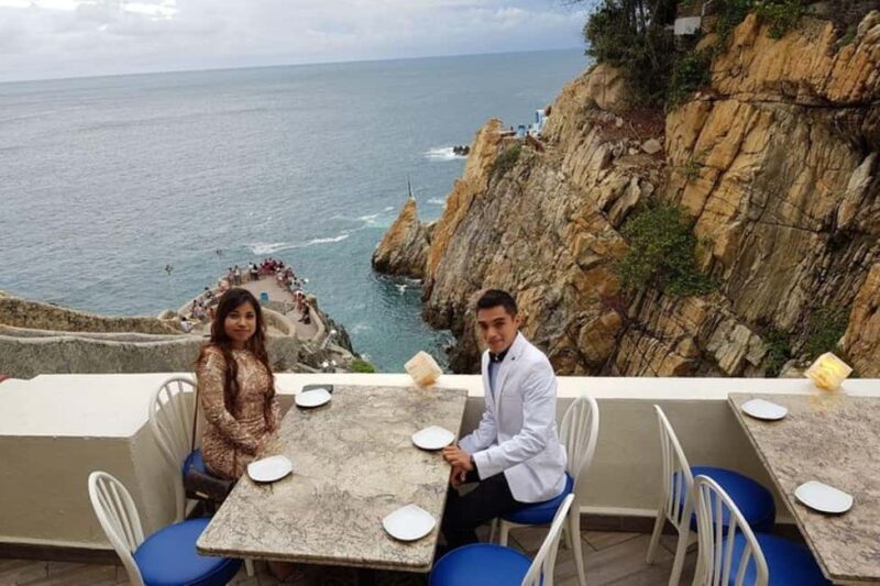 -Acapulco: High Cliff Divers Show + Sunset/Different Options - Discover Acapulco’s Cliff Divers and Sunset in Style