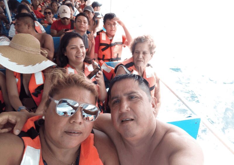 Acapulco: Sunset Party Boat Tour with Open Bar - Authentic Experiences and Traveler Insights