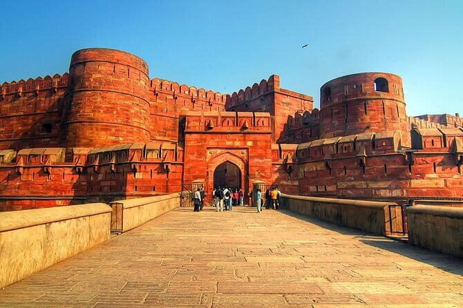 Access to the Taj Mahal skipping the Queue - Taj Mahal Tickets - A Closer Look at the Tour Experience