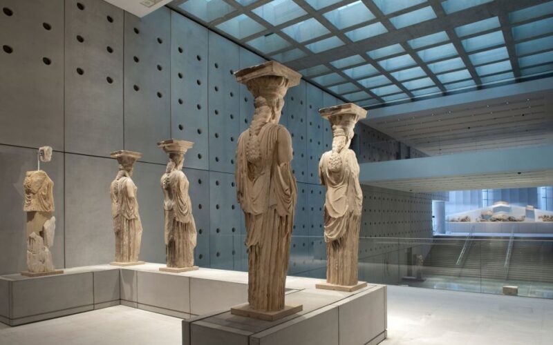 Acropolis and Acropolis museum Friday afternoon visit - Setting the Scene: Athens at Night