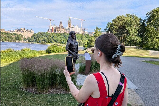 Across the Ottawa River: A Self-Guided Audio Tour of Hull - Key Points