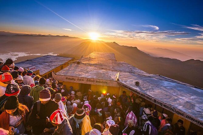 Adam's Peak in 1 Day - Discovering Adam’s Peak in a Single Day: An Honest Review