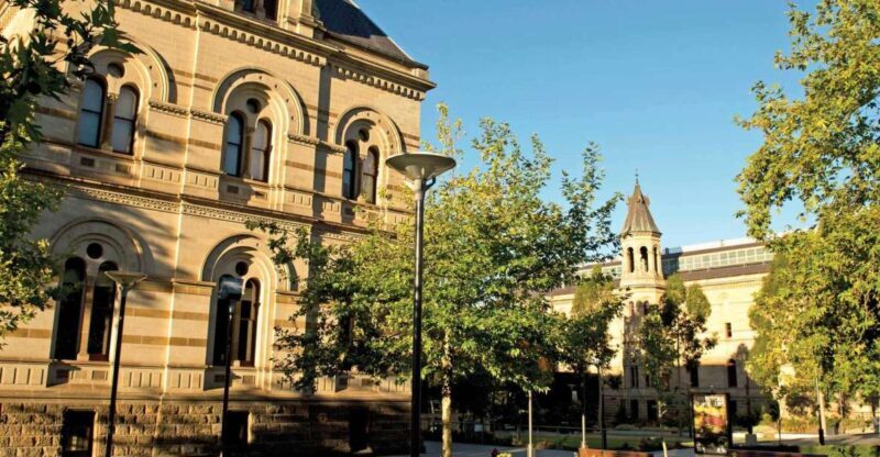 Adelaide: City, Adelaide Hills Villages, and Hahndorf Tour - Key Points