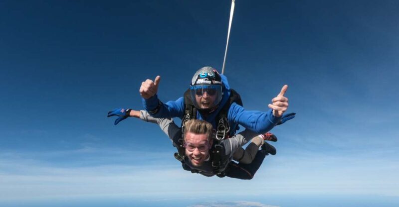 Adelaide: Tandem Skydiving over Lake Alexandrina - FAQ