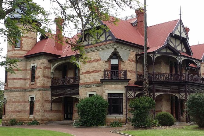 Adelaide Walking Tour: Hills, Squares and Parklands - An In-Depth Look at the Adelaide Walking Tour