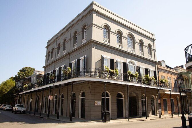 Adults Only Haunted Pub Crawl in New Orleans - Key Points