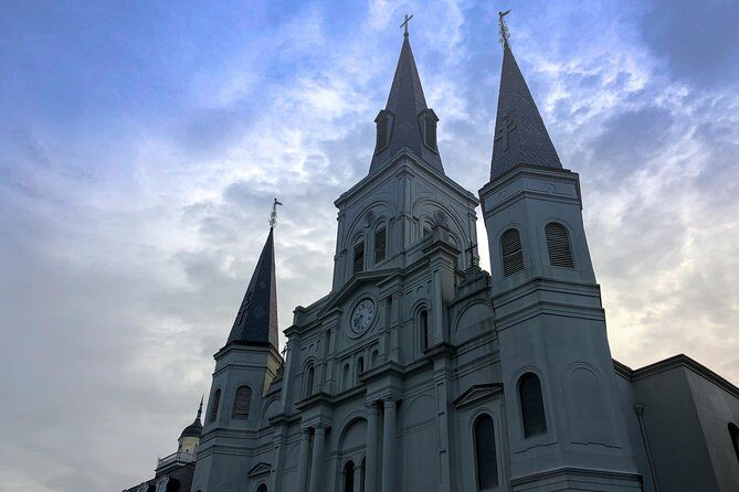 Adults Only Haunted Pub Crawl in New Orleans - The Sum Up