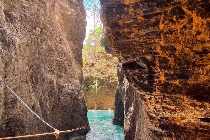 Adventure Combo: La Leona Waterfall and Tubing in Rio Colorado - What to Expect from the Experience