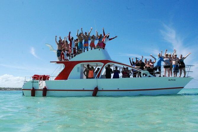 Adventure Combo: Party Boat Cruise & Parasailing - Experience the Dominican Republic from the Sea: Parasailing and Party Boat Cruise Combo