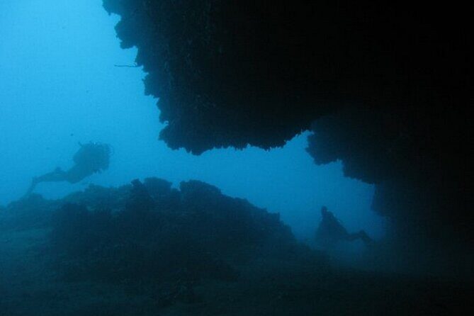 Adventure Dives for certified divers in Nea Makri, Athens - FAQs