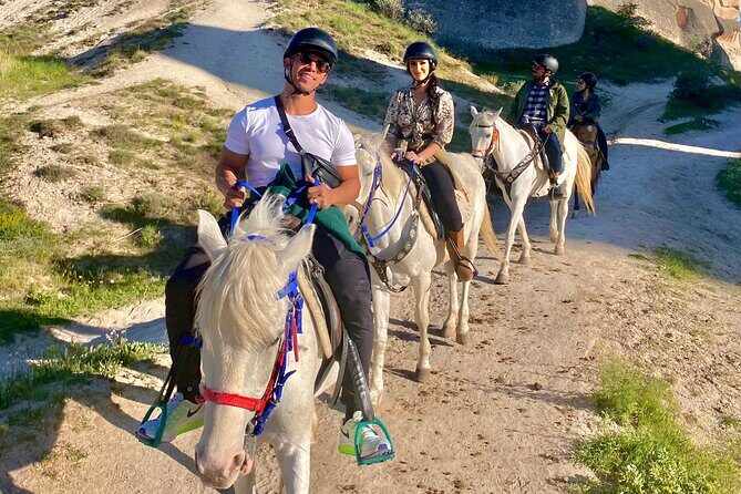 Adventure in Cappadocia Horse Riding Sunset ,Daytime - FAQ