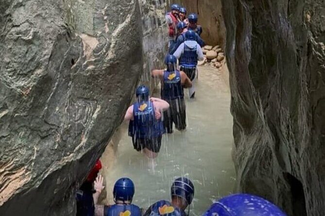 Adventure in Damajagua Tour at 27 puddles with an expert guide - Who Should Consider This Tour?