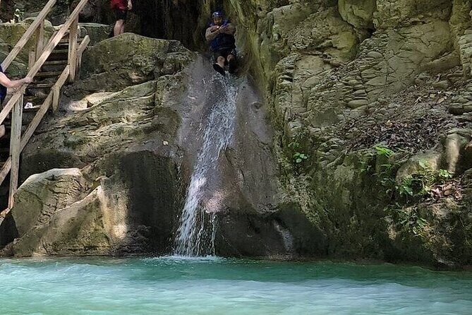 Adventure in the 7 Waterfalls + Typical Lunch and Transportation - Discover the Adventure in the 7 Waterfalls with a Traditional Dominican Lunch