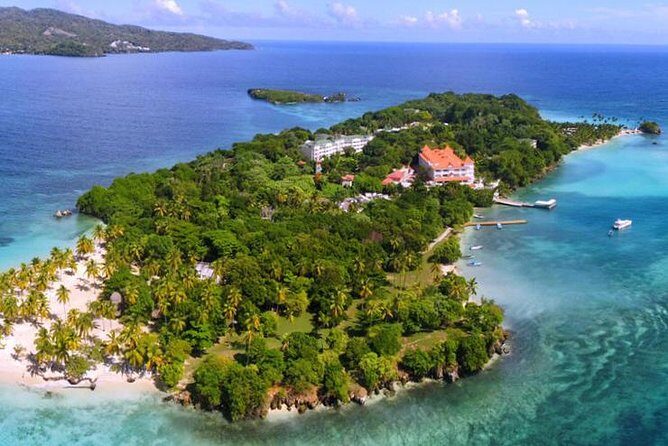 Adventure in the bay of samana and waterfall El limon from punta cana - Practical Aspects and Logistics