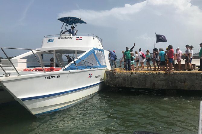 Adventure in the bay of samana and waterfall El limon from punta cana - FAQ