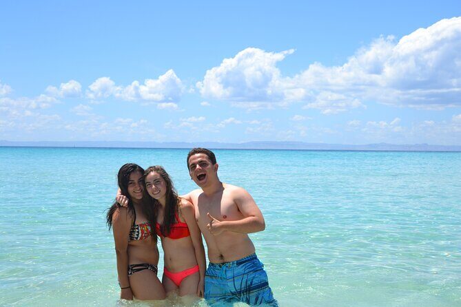 Adventure to Espiritu Santo Island: Snorkel with Sea Lions and Beach - A Deep Dive into the Espiritu Santo Adventure