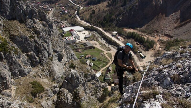 Adventure trip from Iasi: Hiking in the Carpathian Mountains - Key Points
