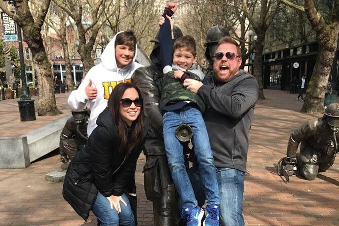 Adventurous Scavenger Hunt in Chicago by Zombie Scavengers - FAQ