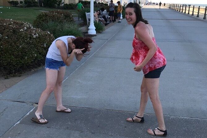 Adventurous Scavenger Hunt in Huntington Beach by Zombie Scavengers - Key Points