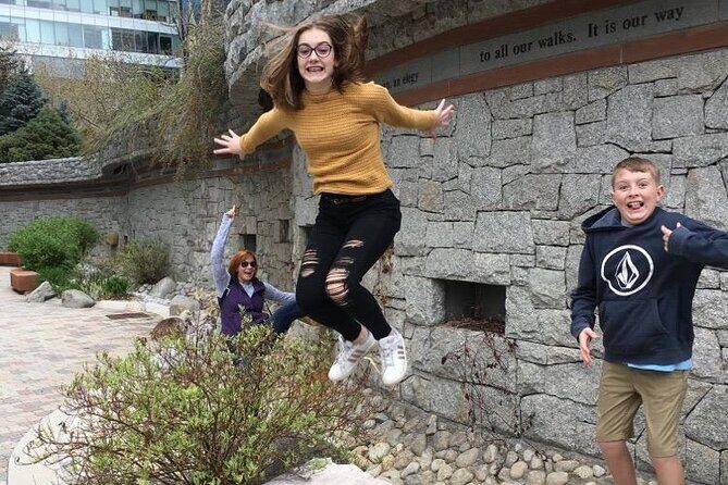 Adventurous Scavenger Hunt in Kansas City by Zombie Scavengers - Exploring the Adventurous Scavenger Hunt in Kansas City by Zombie Scavengers