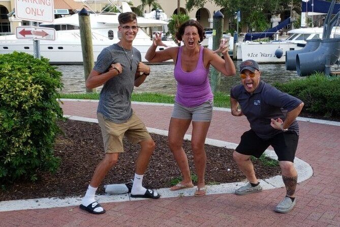 Adventurous Scavenger Hunt in Miami by Zombie Scavengers - Key Points