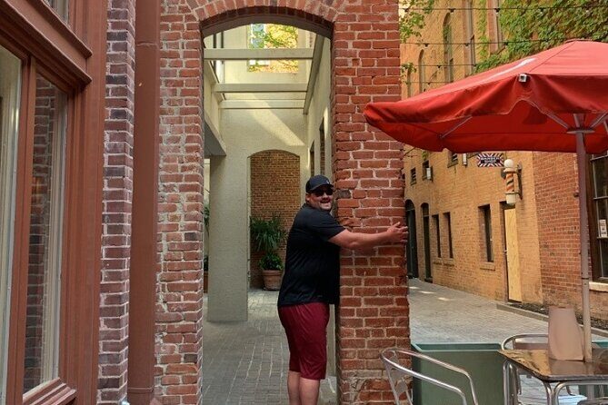 Adventurous Scavenger Hunt in Savannah by 3Quest Challenge - Adventurous Scavenger Hunt in Savannah by 3Quest Challenge