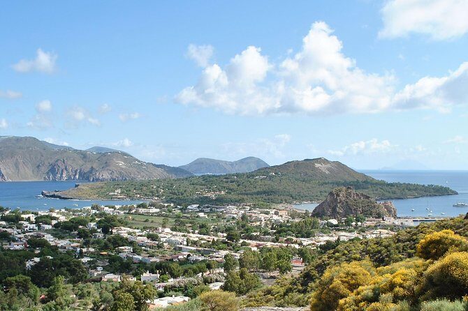 Aeolian Islands Day Trip from Taormina: Lipari and Vulcano - Experience the Aeolian Islands from Taormina: Lipari and Vulcano
