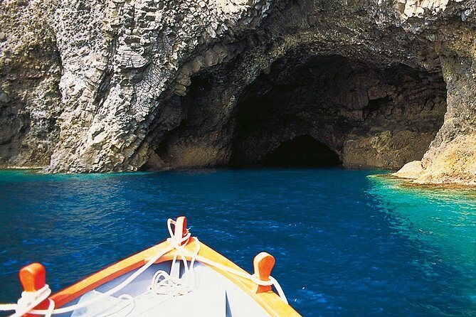 Aeolian Islands - Sailing week with skipper and assistant - Who Is This Tour Best For?